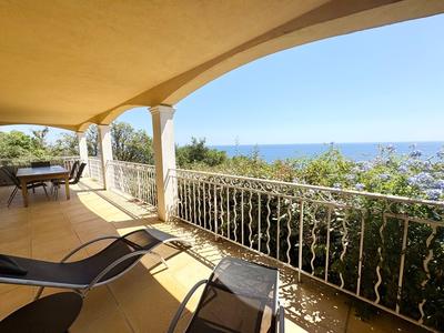 Maison - 320 m² - 11 pièces