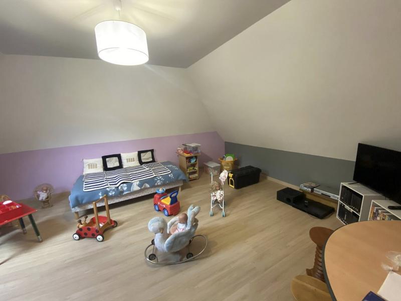 Maison - 213 m² - 8 pièces