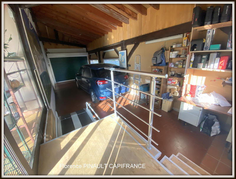 Maison - 158 m² - 8 pièces