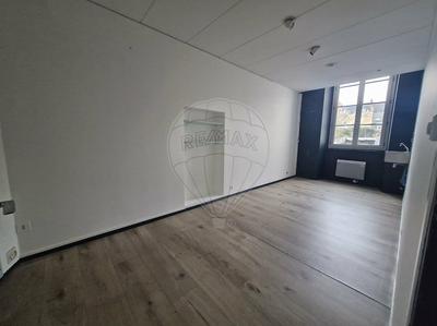 Local commercial - 270 m² - 6 pièces