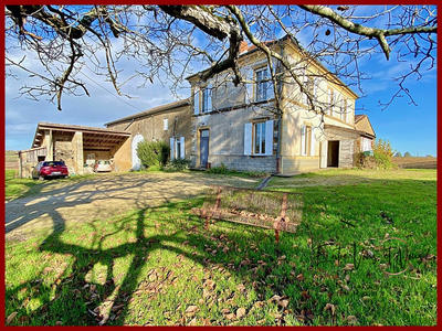 Maison ancienne - 224 m² - 7 pièces
