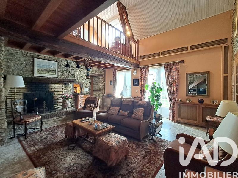 Maison - 200 m² - 8 pièces