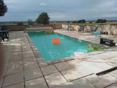 Maison traditionnelle - 157 m² - 8 pièces