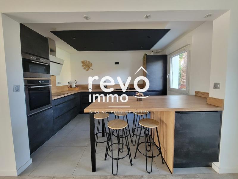 Maison - 144 m² - 7 pièces