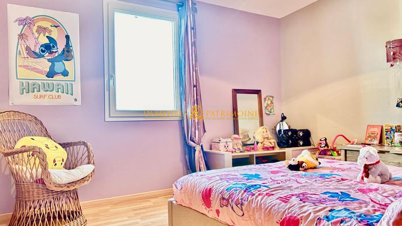 Maison - 146 m² - 5 pièces