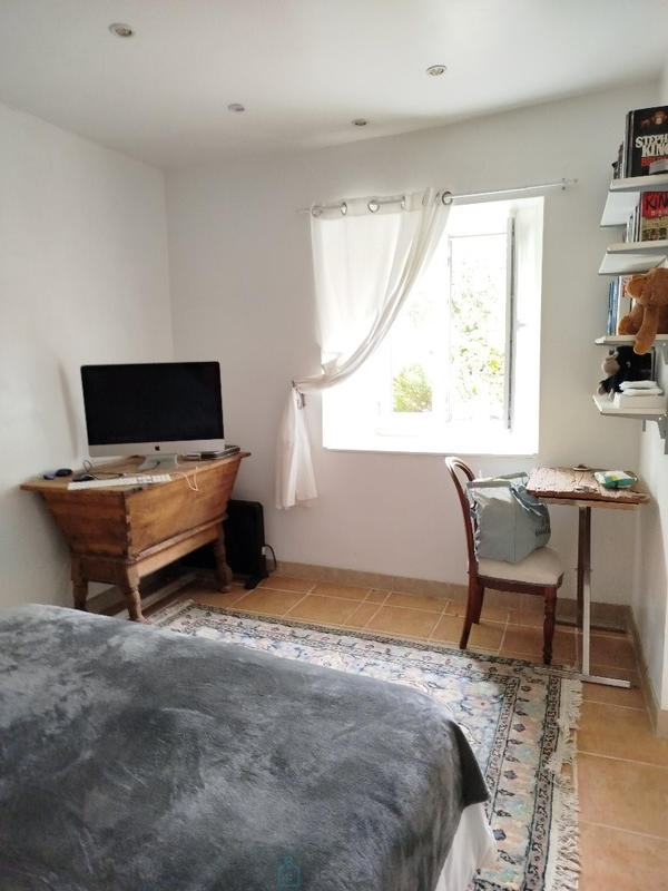 Maison - 284 m² - 10 pièces