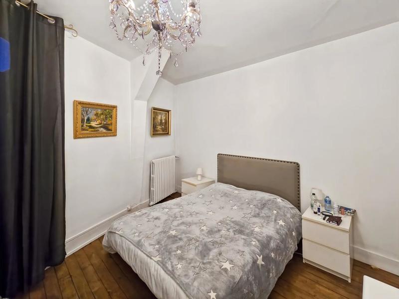 Maison - 172 m² - 8 pièces