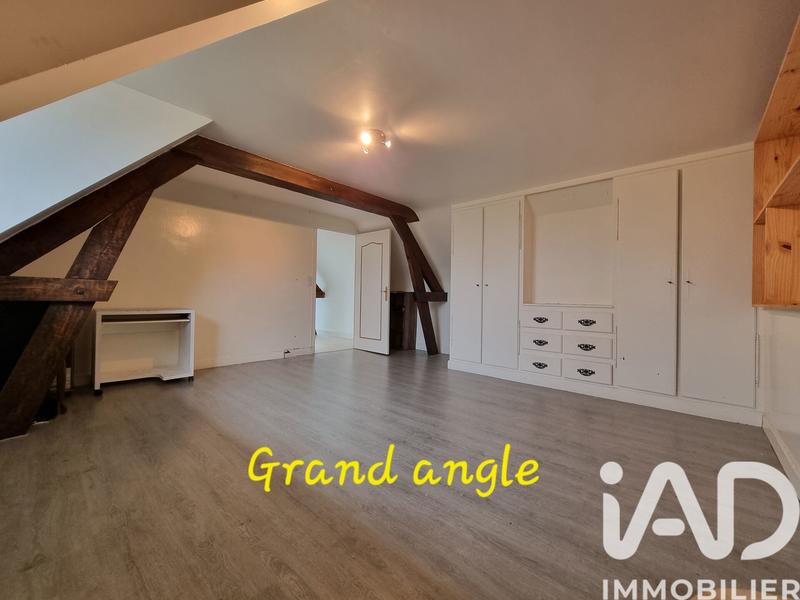 Maison - 240 m² - 8 pièces
