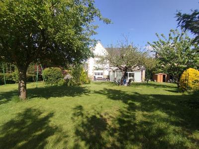 Maison - 198 m² - 8 pièces