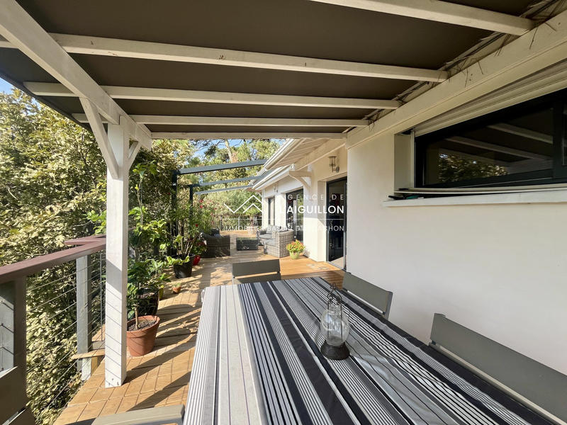 Maison - 160 m² - 5 pièces