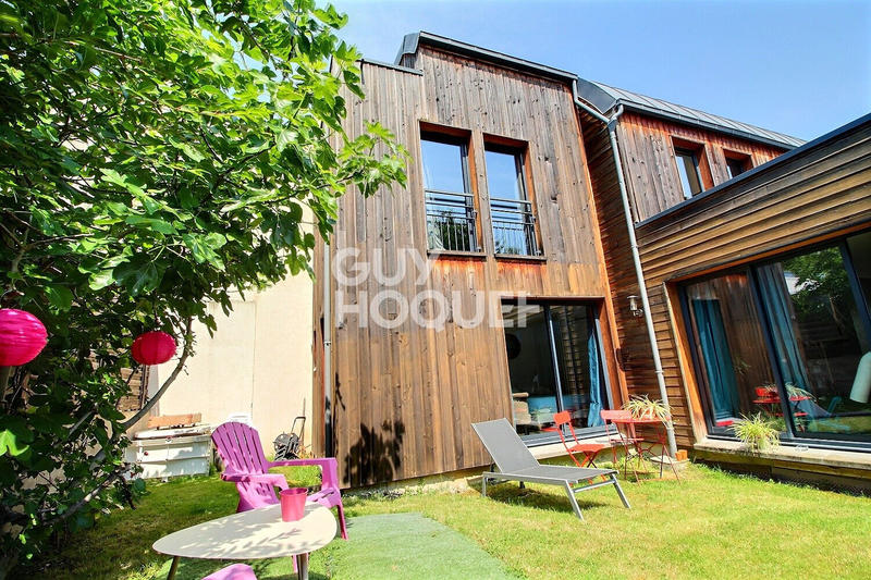 Maison - 142 m² - 6 pièces