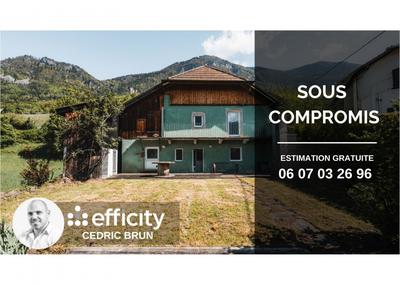 Maison - 206 m² - 5 pièces