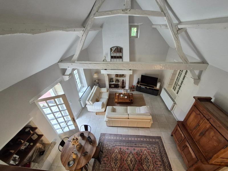 Propriété - 163 m² - 6 pièces