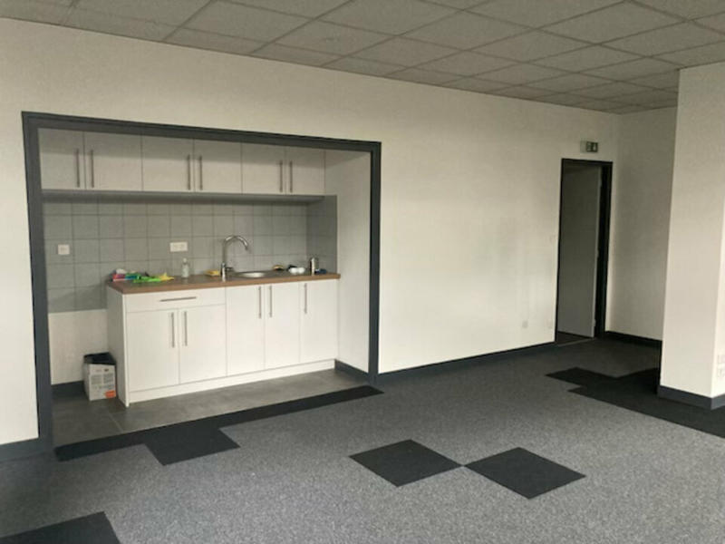 Bureau - 300 m²
