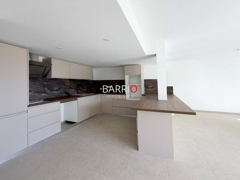 Appartement - 79 m² - 3 pièces