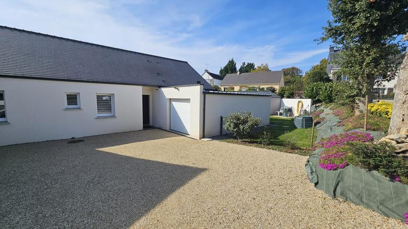 Maison - 92 m² - 5 pièces