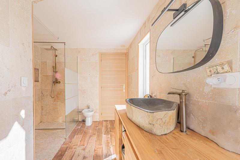 Maison - 189 m² - 7 pièces