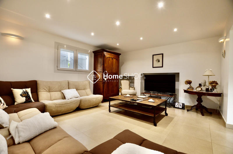 Mas - 510 m² - 10 pièces