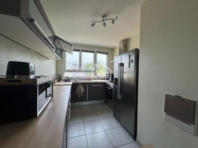 Appartement - 89 m² - 4 pièces