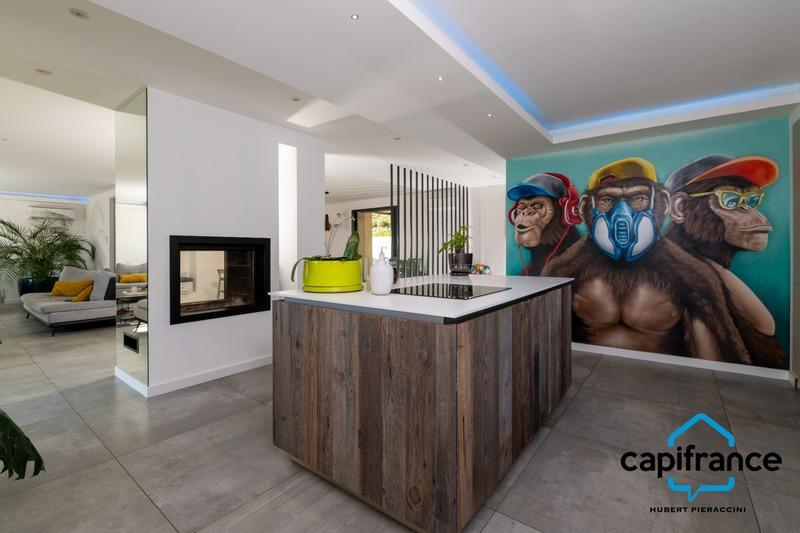 Maison - 172 m² - 7 pièces