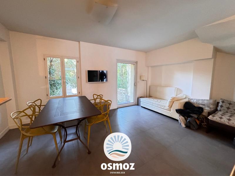 Maison traditionnelle - 66 m² - 3 pièces