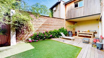 Maison - 217 m² - 4 pièces