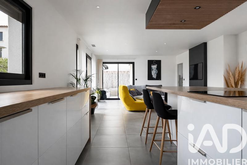 Maison - 122 m² - 5 pièces