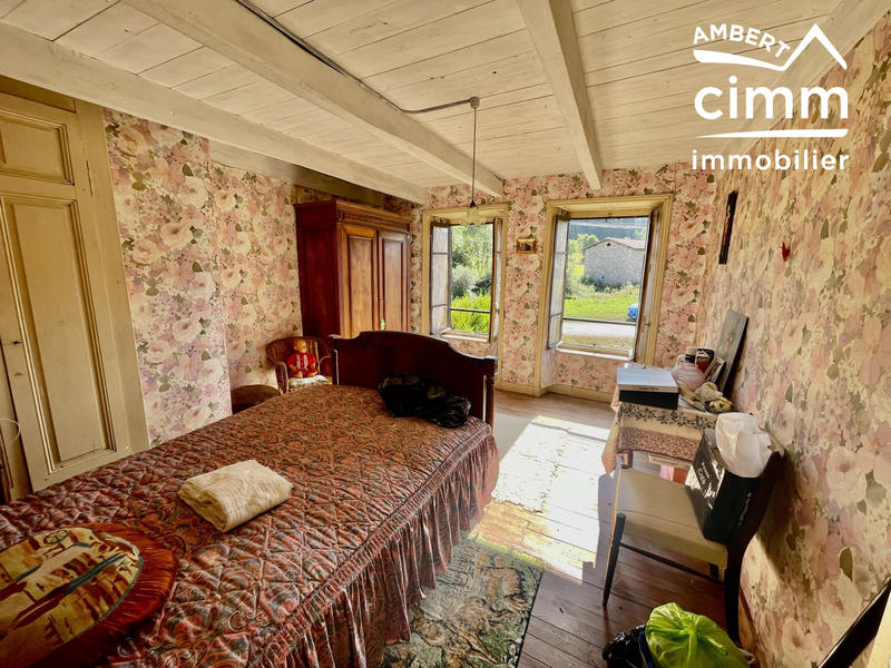 Maison - 143 m² - 7 pièces