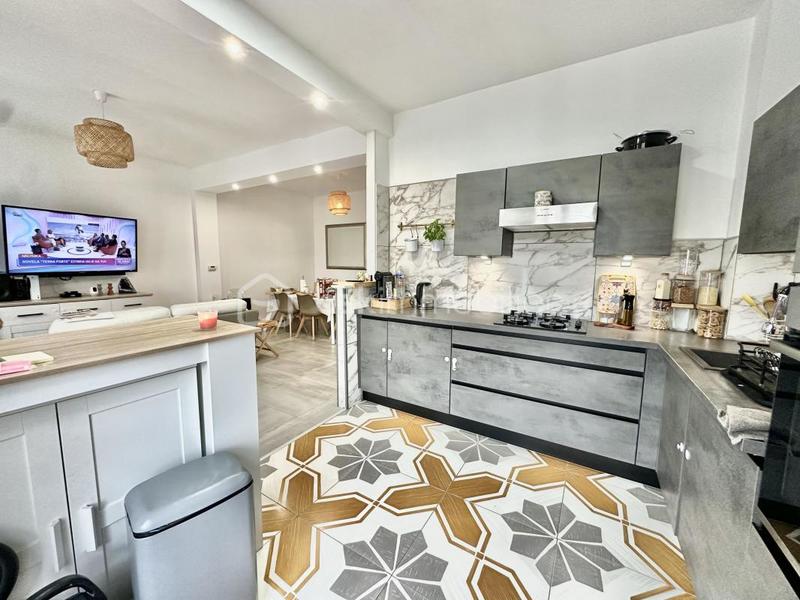 Pavillon - 100 m² - 6 pièces