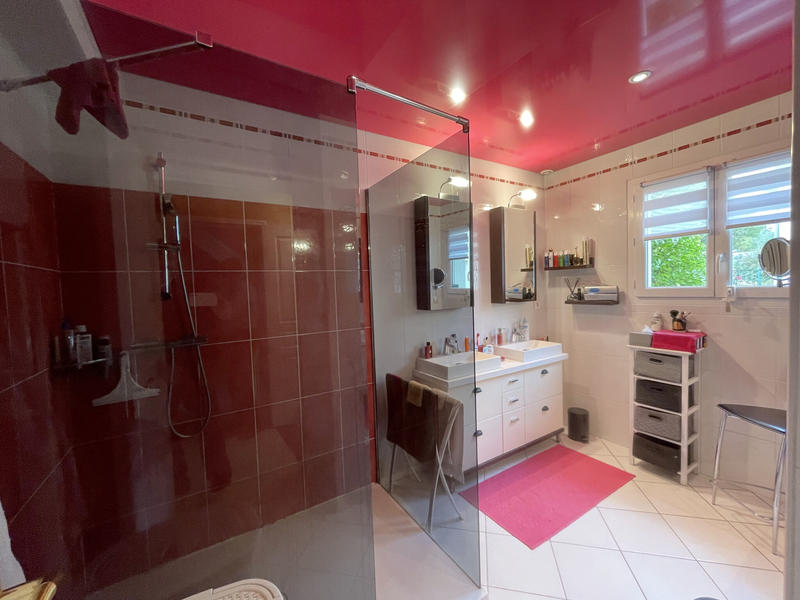 Maison - 161 m² - 6 pièces