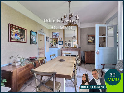 Maison en pierre - 250 m² - 9 pièces