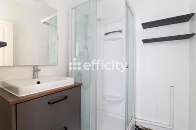 Appartement bourgeois - 56 m² - 2 pièces