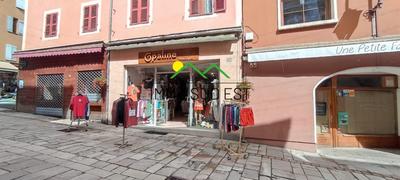 Local commercial - 67 m²