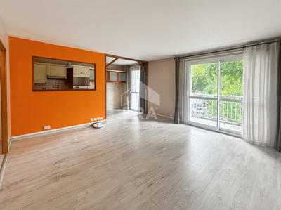 Appartement - 81 m² - 4 pièces