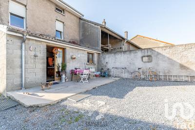 Maison de village - 80 m² - 4 pièces