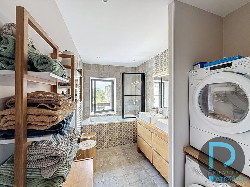 Maison ancienne - 140 m² - 6 pièces