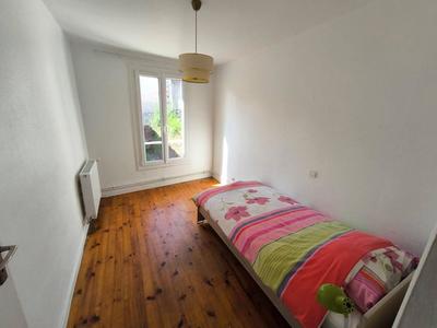 Maison - 87 m² - 5 pièces