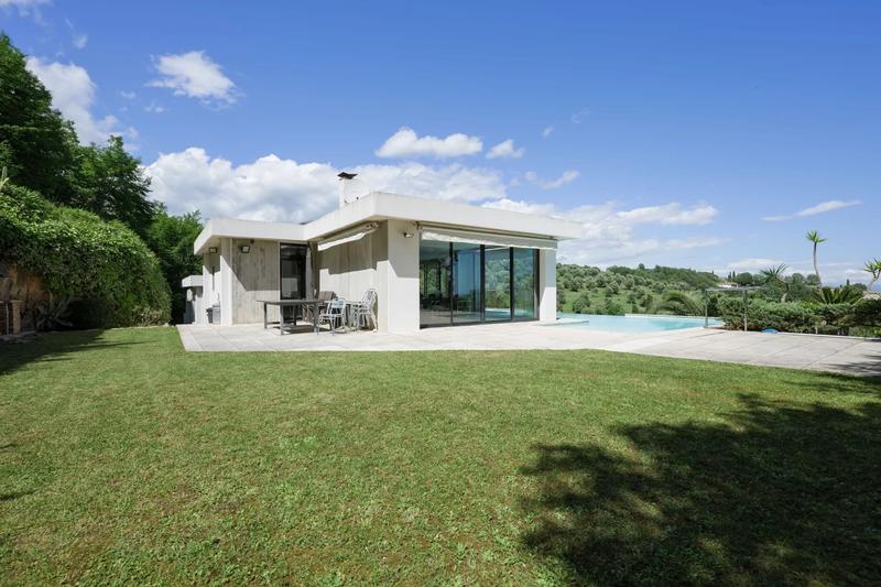 Maison - 160 m² - 5 pièces