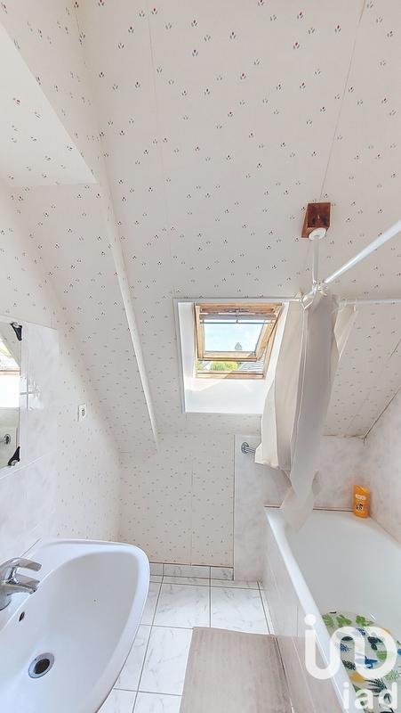 Maison - 139 m² - 7 pièces