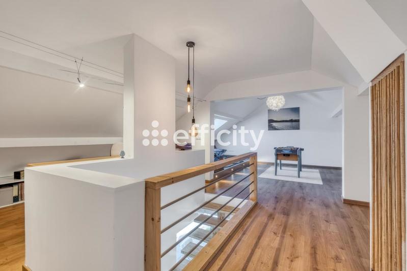 Maison - 188 m² - 6 pièces