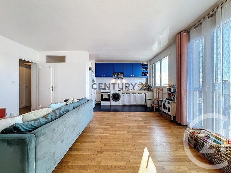 Appartement - 82 m² - 5 pièces