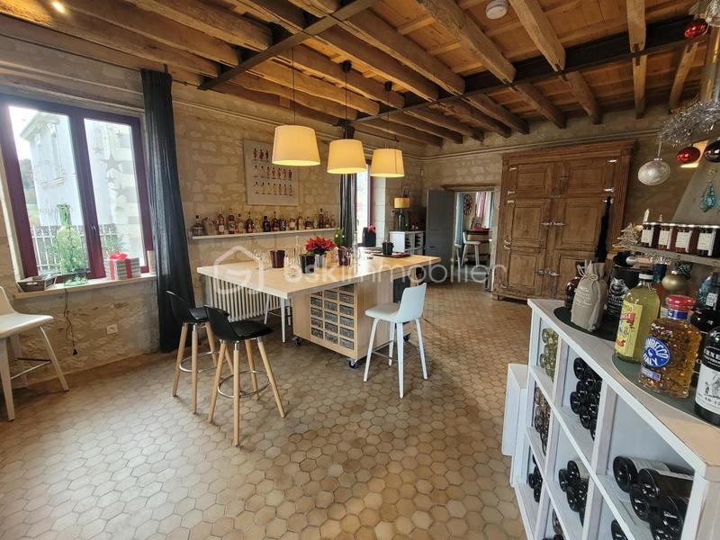Maison de village - 361 m² - 12 pièces