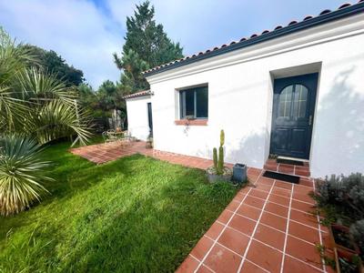 Maison - 101 m² - 4 pièces