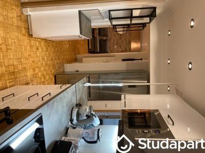 Chambre - 9 m² - 1 pièce