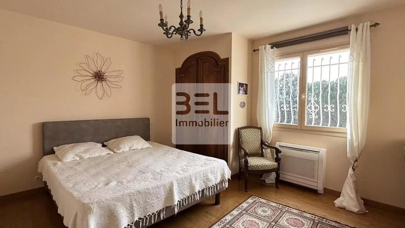 Villa - 172 m² - 6 pièces