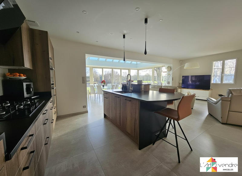 Maison contemporaine - 200 m² - 6 pièces