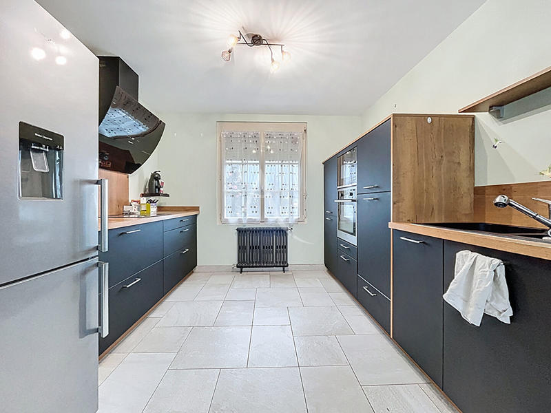 Maison - 111 m² - 5 pièces