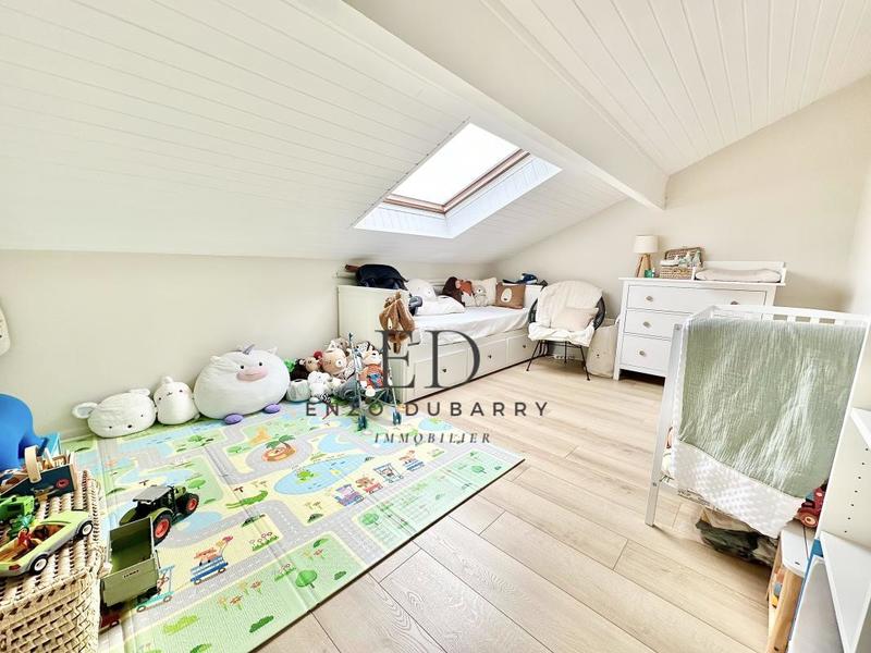 Appartement - 87 m² - 4 pièces