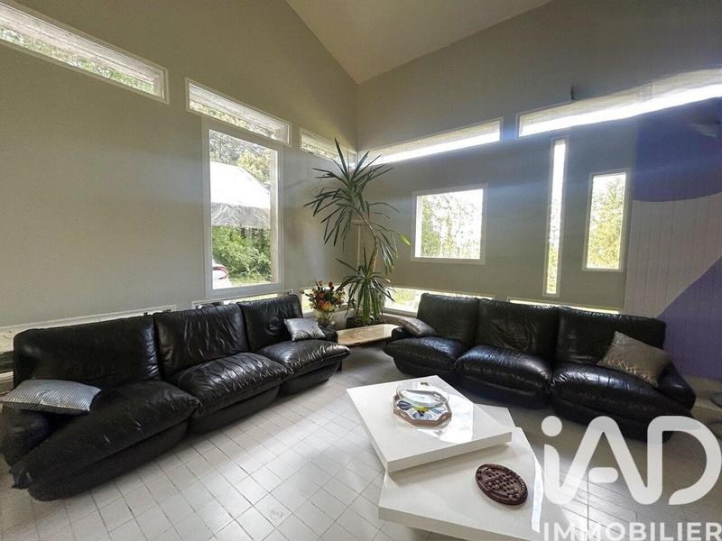 Maison de maîtres - 300 m² - 14 pièces