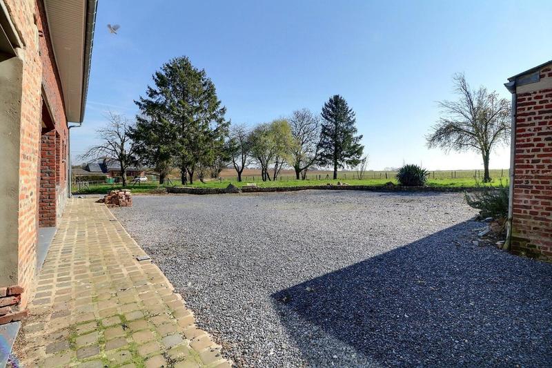 Maison - 206 m² - 7 pièces